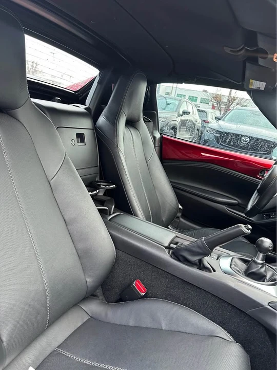 2022 Mazda ND MX-5 Miata - Image 7 of 10