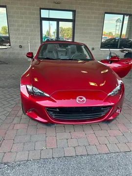 2022 Mazda MX-5 Miata RF Grand Touring Convertible 2D