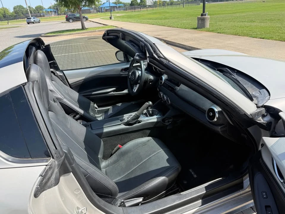 2022 Mazda ND MX-5 Miata - Image 12 of 20
