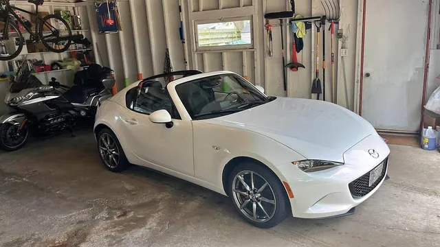 2022 Mazda MX-5 Miata RF Grand Touring