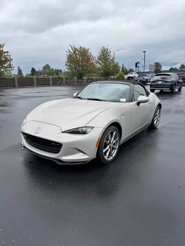 2022 Mazda MX-5 Miata RF Grand Touring Convertible 2D