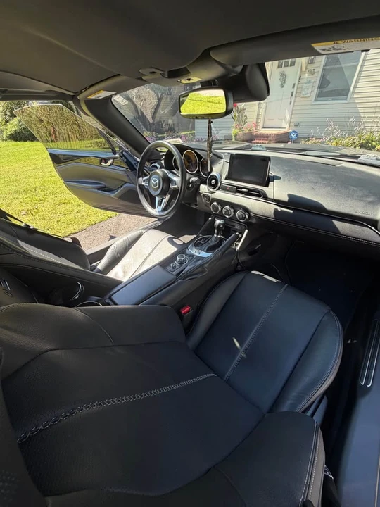 2022 Mazda ND MX-5 Miata - Image 11 of 12