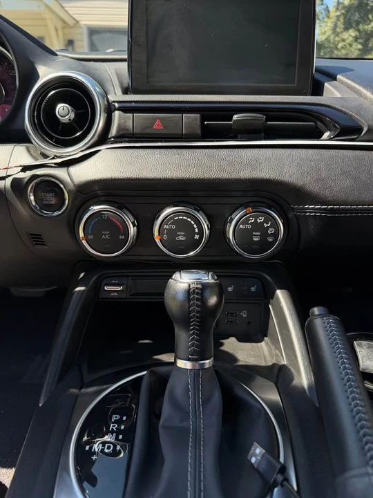 2022 Mazda ND MX-5 Miata - Image 9 of 12