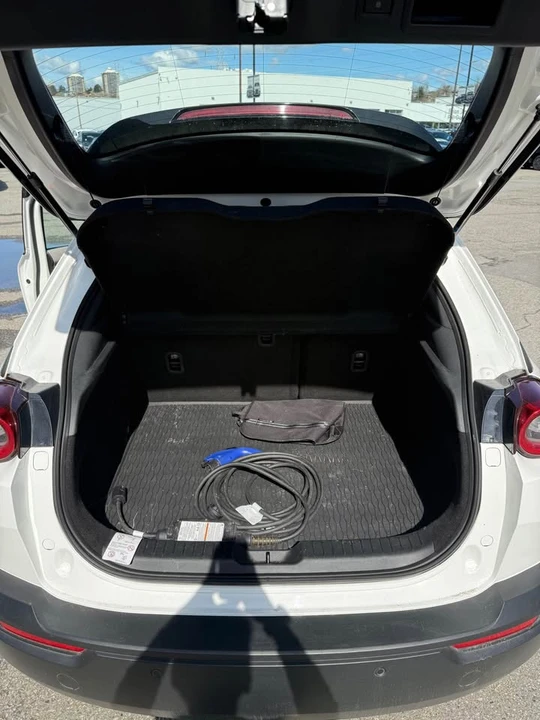 2022 Mazda - Image 6 of 13