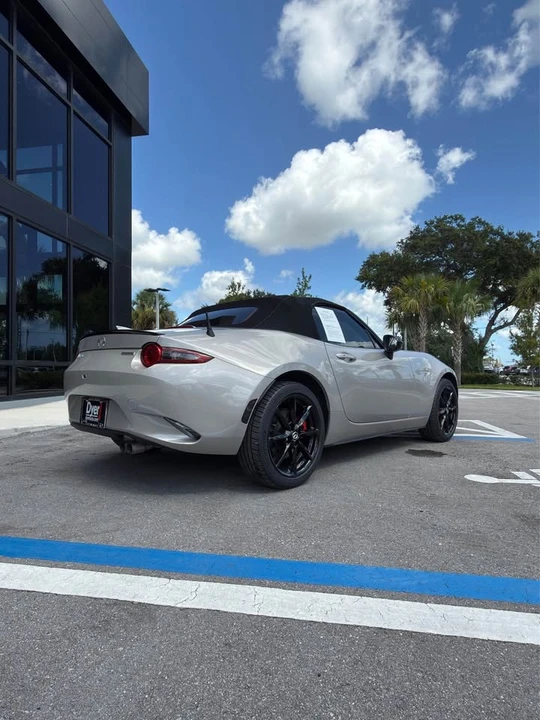 2022 Mazda ND MX-5 Miata - Image 5 of 17
