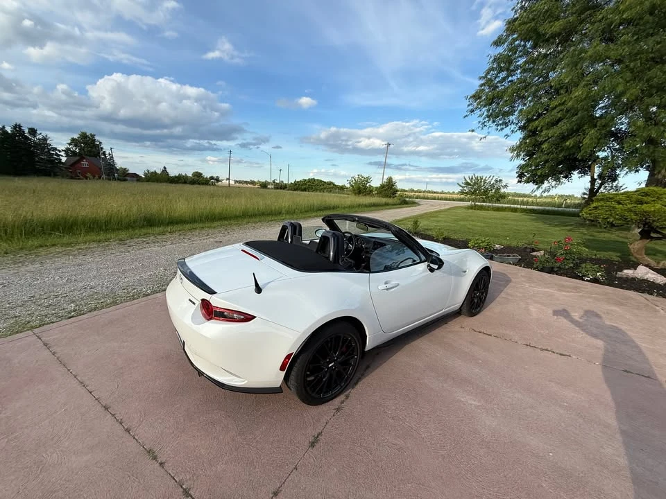 2022 Mazda ND MX-5 Miata - Image 10 of 18