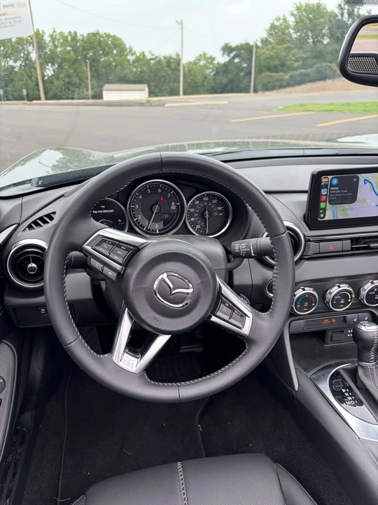 2022 Mazda ND MX-5 Miata - Image 8 of 10