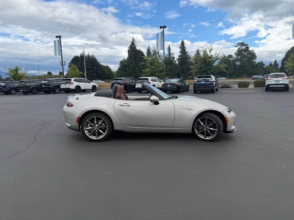 2022 Mazda ND MX-5 Miata - Image 7 of 13
