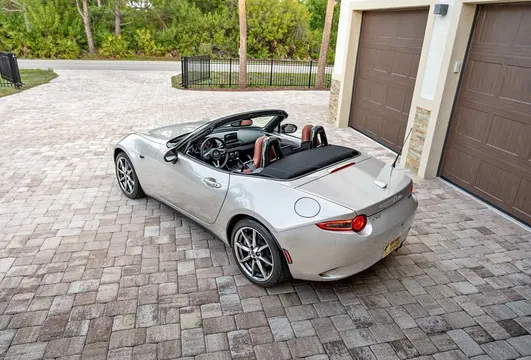 2022 Mazda MX-5 Grand Touring Convertible 2D