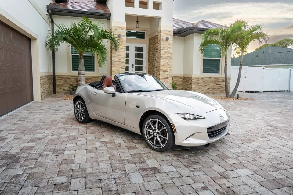 2022 Mazda ND MX-5 Miata - Image 8 of 19