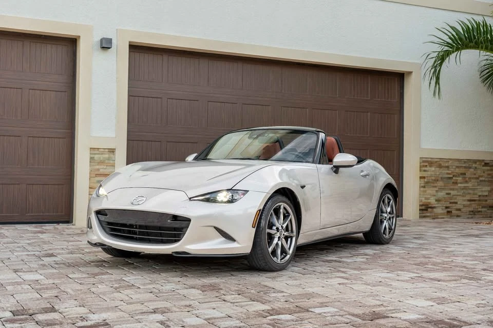 2022 Mazda ND MX-5 Miata - Image 10 of 19