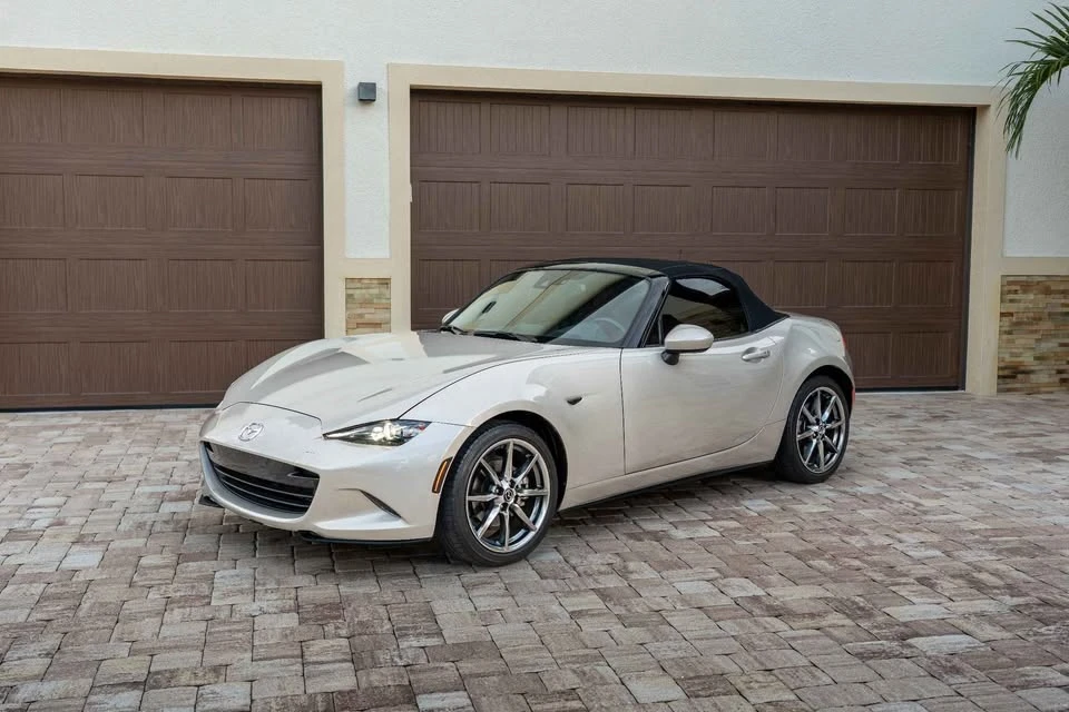 2022 Mazda ND MX-5 Miata - Image 6 of 19