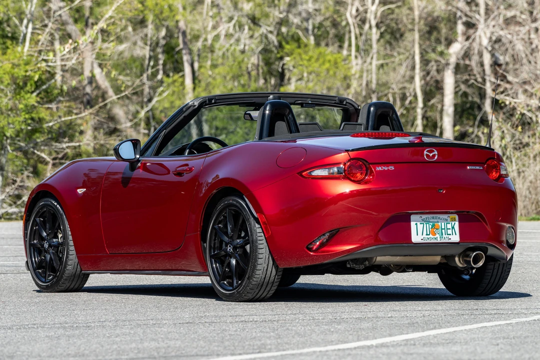 2022 Mazda ND MX-5 Miata - Image 9 of 31