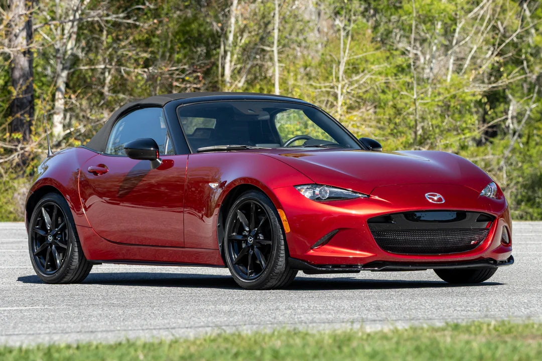 2022 Mazda ND MX-5 Miata - Image 18 of 31