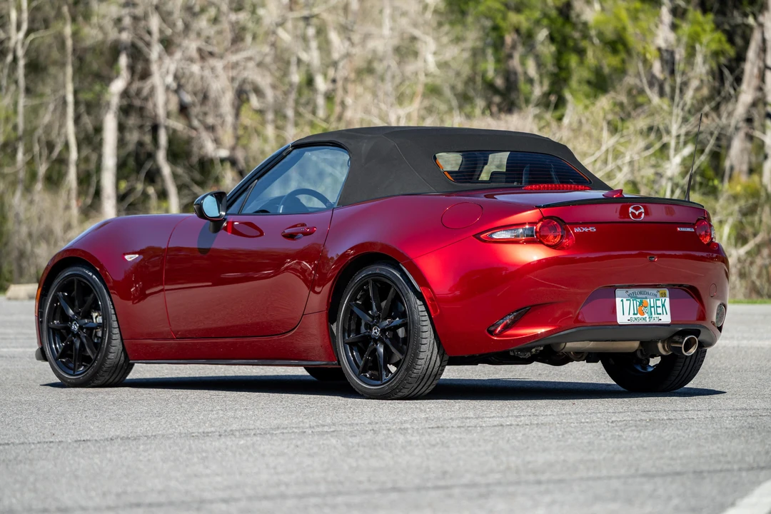 2022 Mazda ND MX-5 Miata - Image 14 of 31