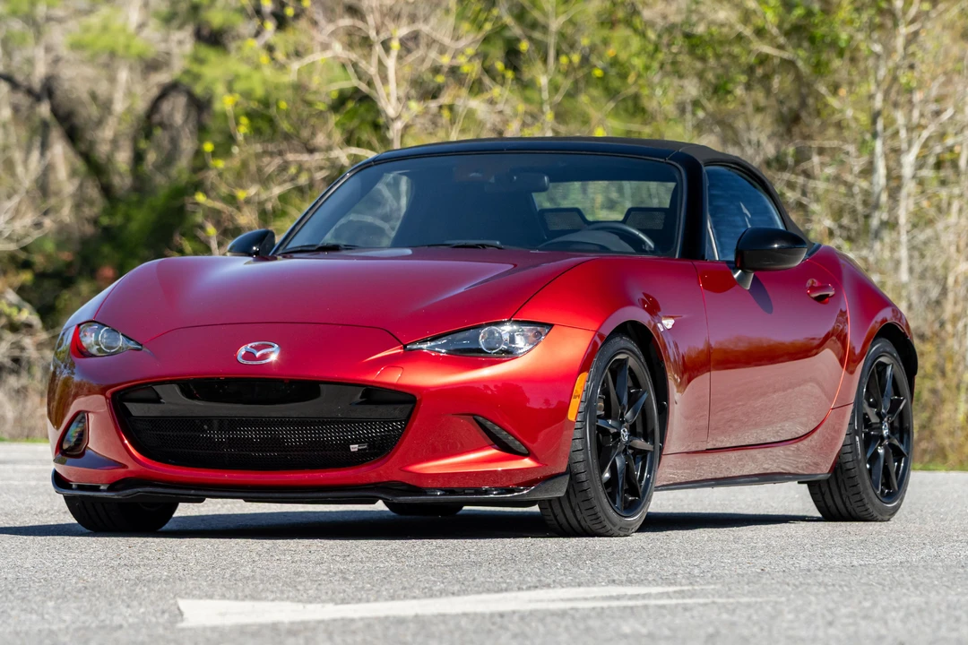 2022 Mazda ND MX-5 Miata - Image 13 of 31