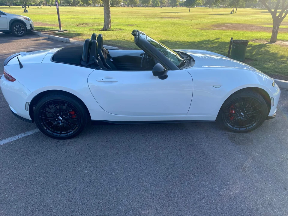 2022 Mazda ND MX-5 Miata - Image 9 of 31