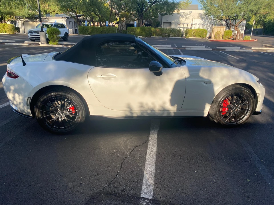 2022 Mazda ND MX-5 Miata - Image 16 of 31