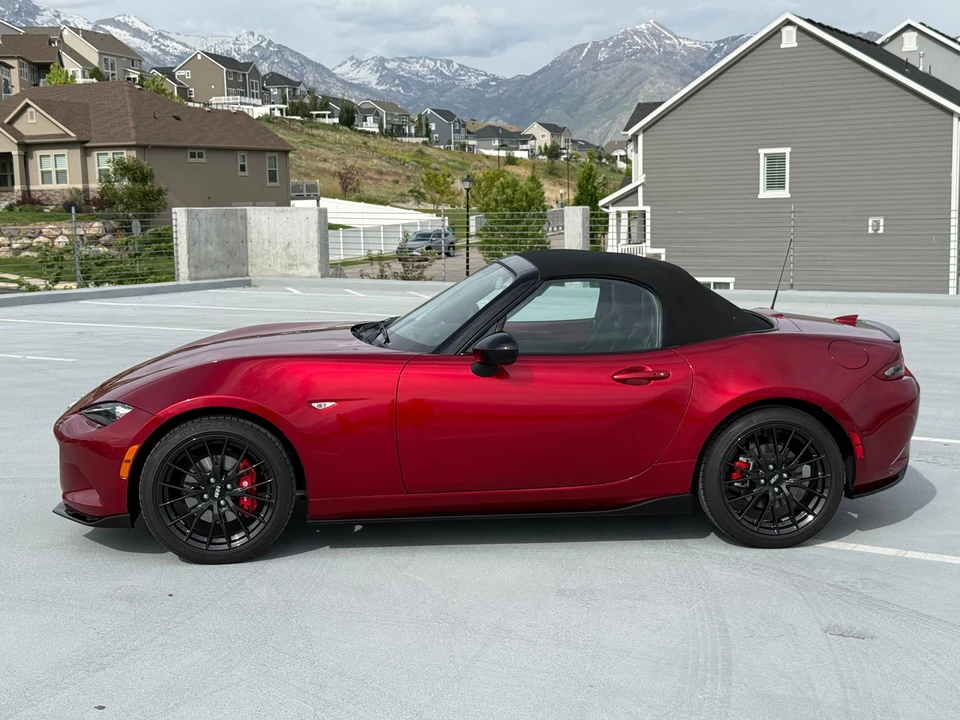 2022 Mazda ND MX-5 Miata - Image 11 of 31
