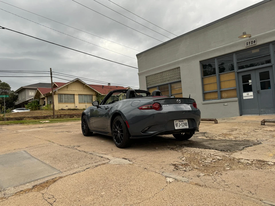2022 Mazda ND MX-5 Miata - Image 7 of 31