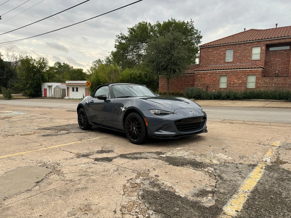 2022 Mazda ND MX-5 Miata - Image 22 of 31