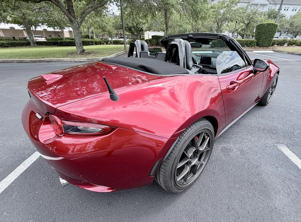 2022 Mazda ND MX-5 Miata - Image 8 of 31