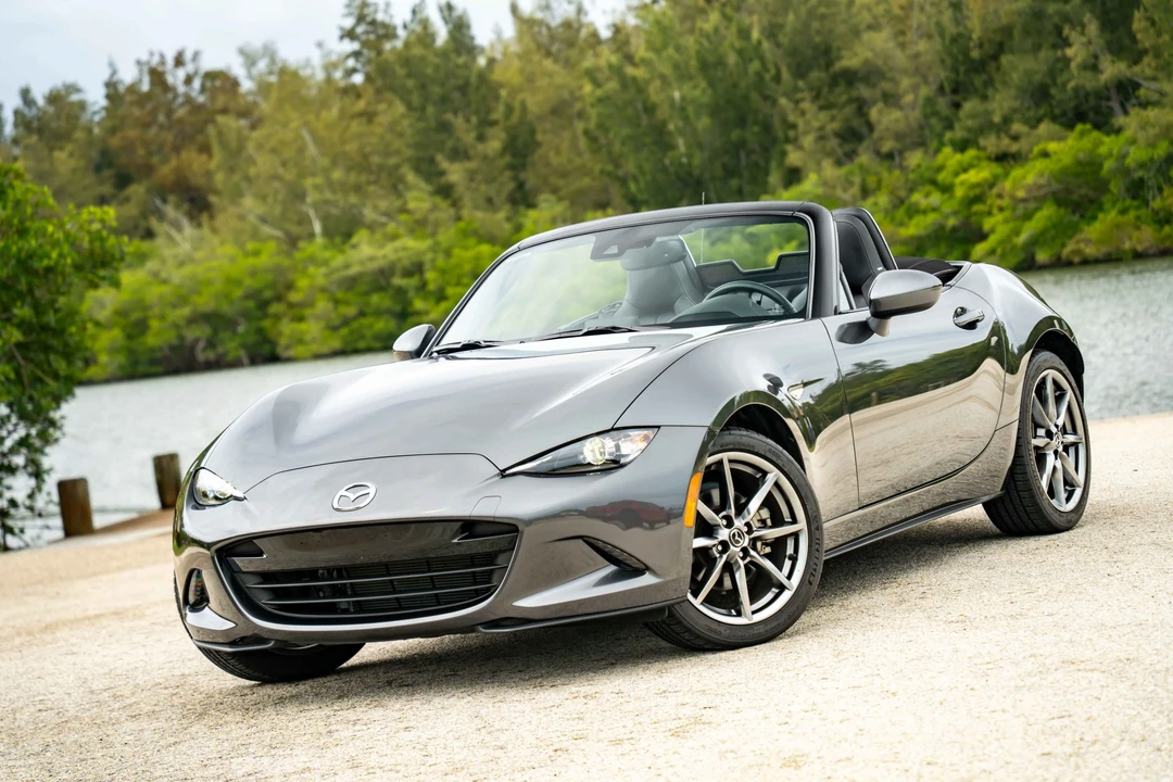 2022 Mazda ND MX-5 Miata - Image 16 of 31