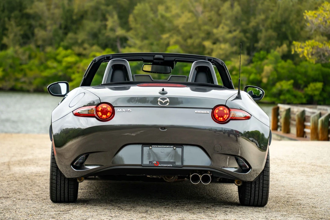 2022 Mazda ND MX-5 Miata - Image 19 of 31