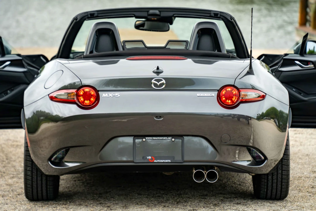 2022 Mazda ND MX-5 Miata - Image 27 of 31