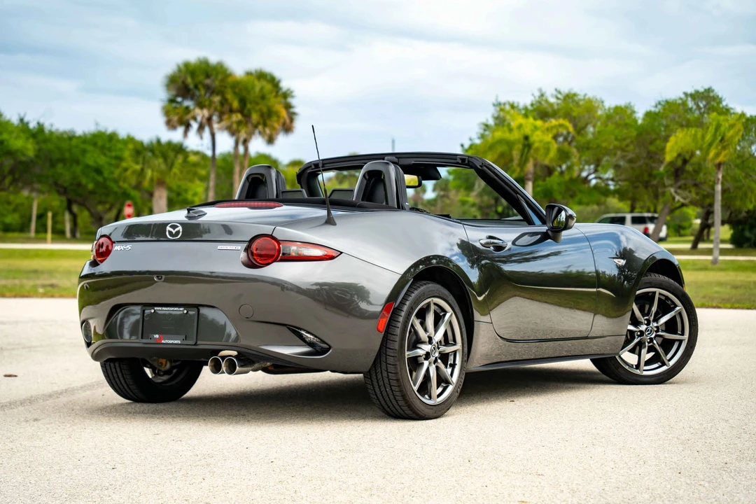 2022 Mazda ND MX-5 Miata - Image 22 of 31
