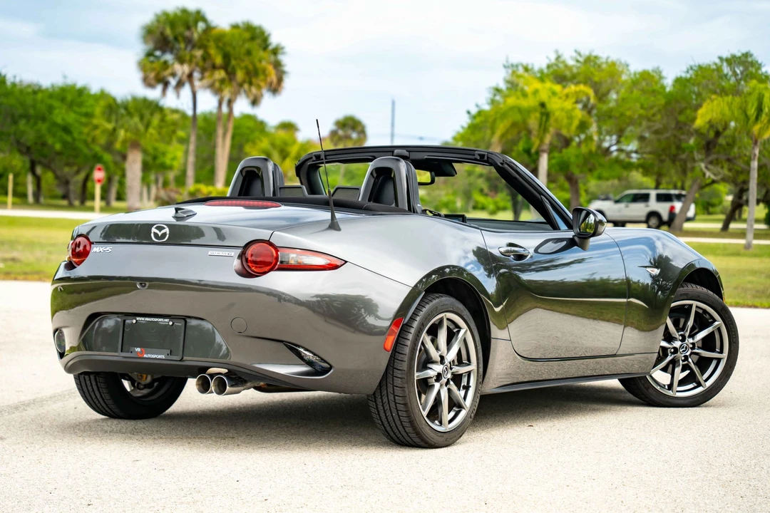 2022 Mazda ND MX-5 Miata - Image 21 of 31