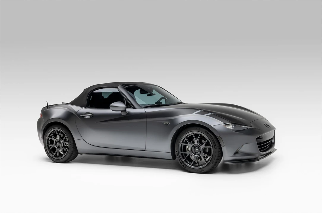 2022 Mazda ND MX-5 Miata - Image 25 of 31