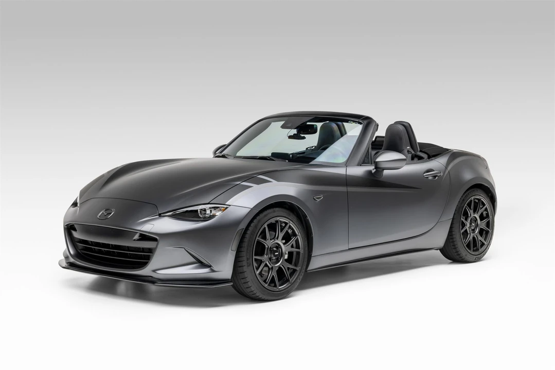 2022 Mazda ND MX-5 Miata - Image 17 of 31