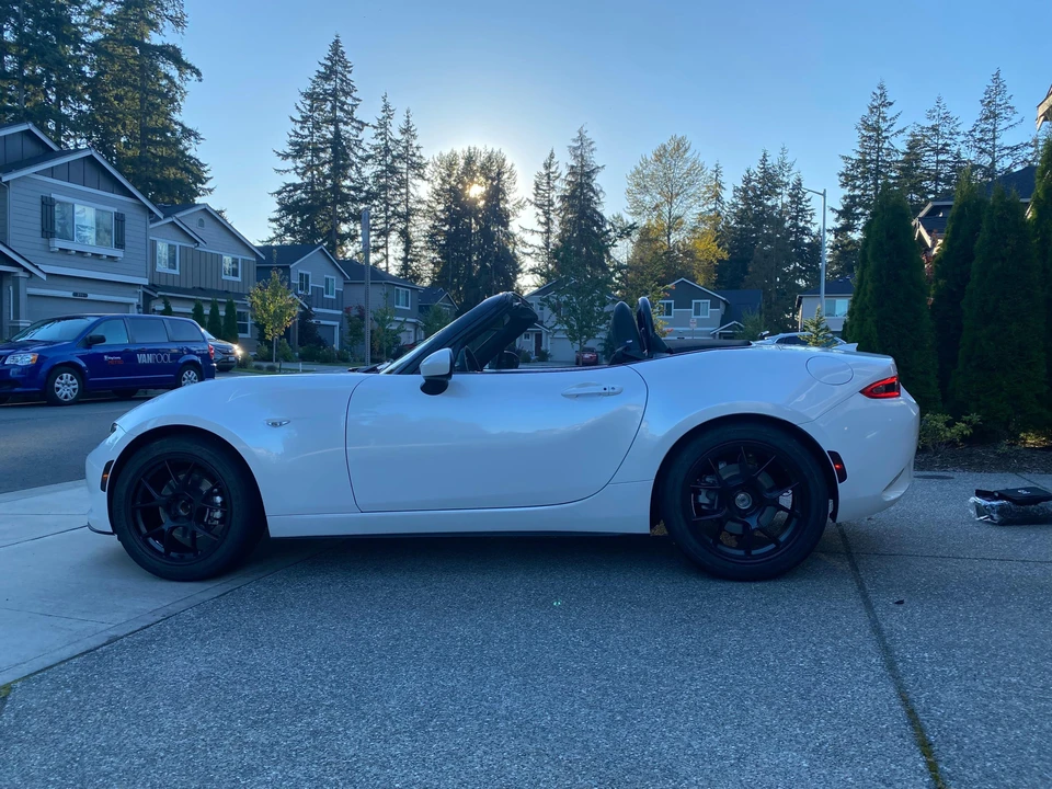 2022 Mazda ND MX-5 Miata - Image 13 of 31