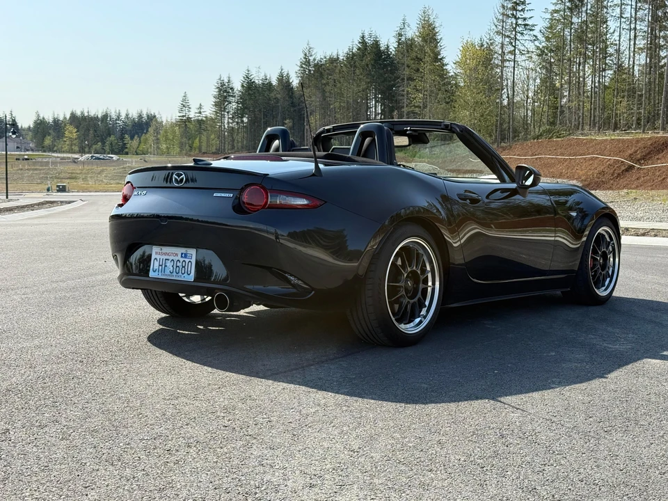 2022 Mazda ND MX-5 Miata - Image 9 of 31