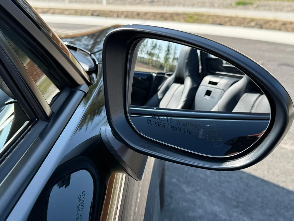 2022 Mazda ND MX-5 Miata - Image 19 of 31