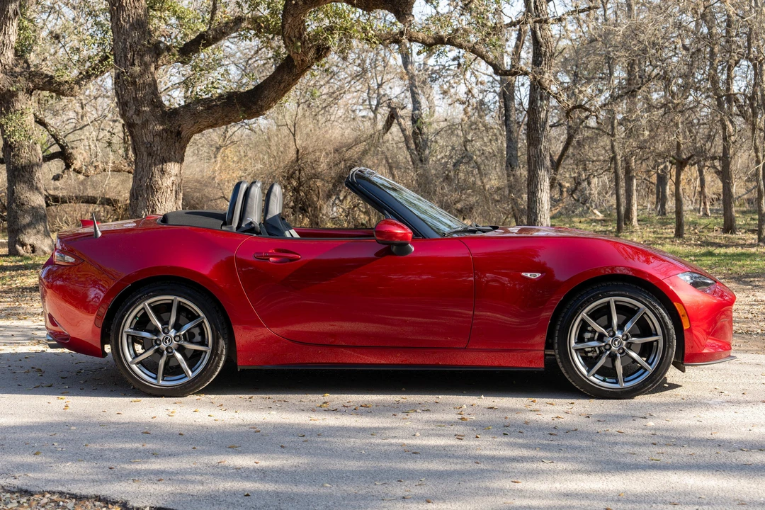 2022 Mazda ND MX-5 Miata - Image 11 of 31