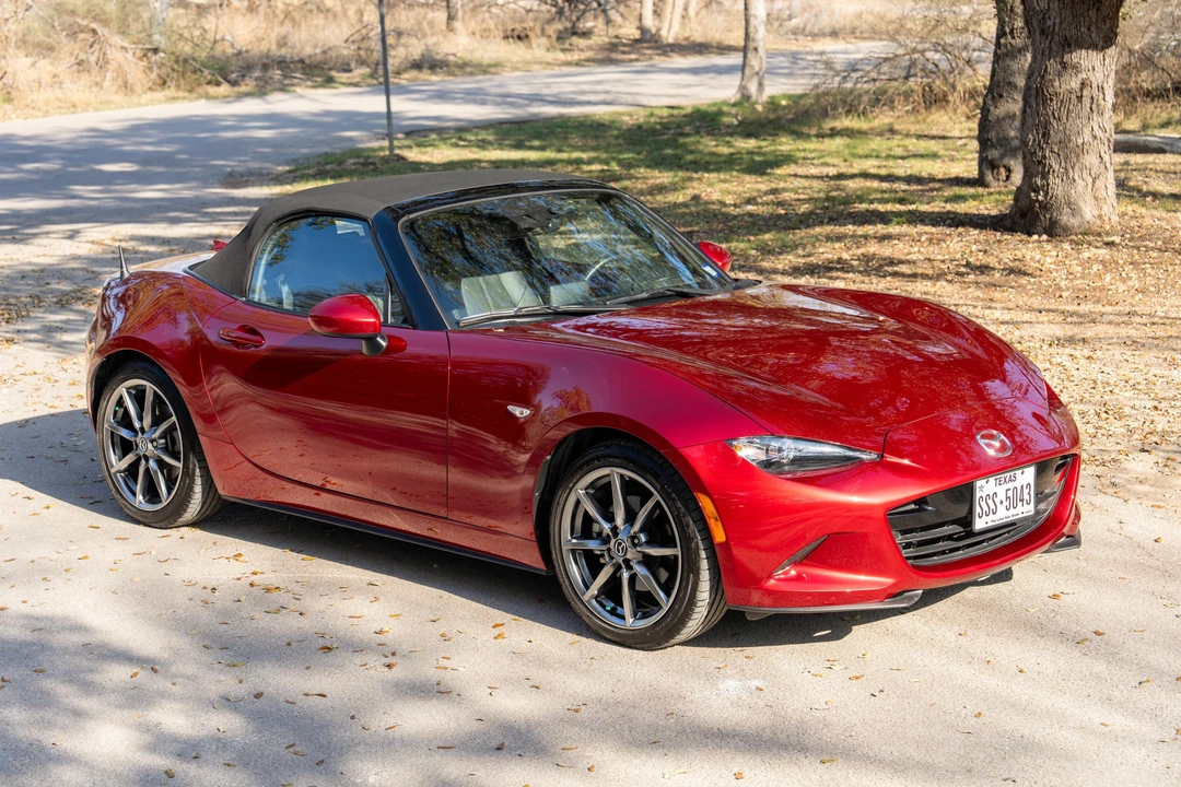 2022 Mazda ND MX-5 Miata - Image 17 of 31