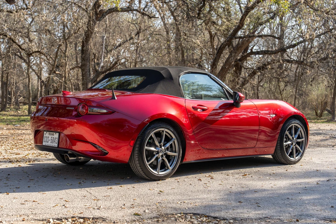 2022 Mazda ND MX-5 Miata - Image 15 of 31