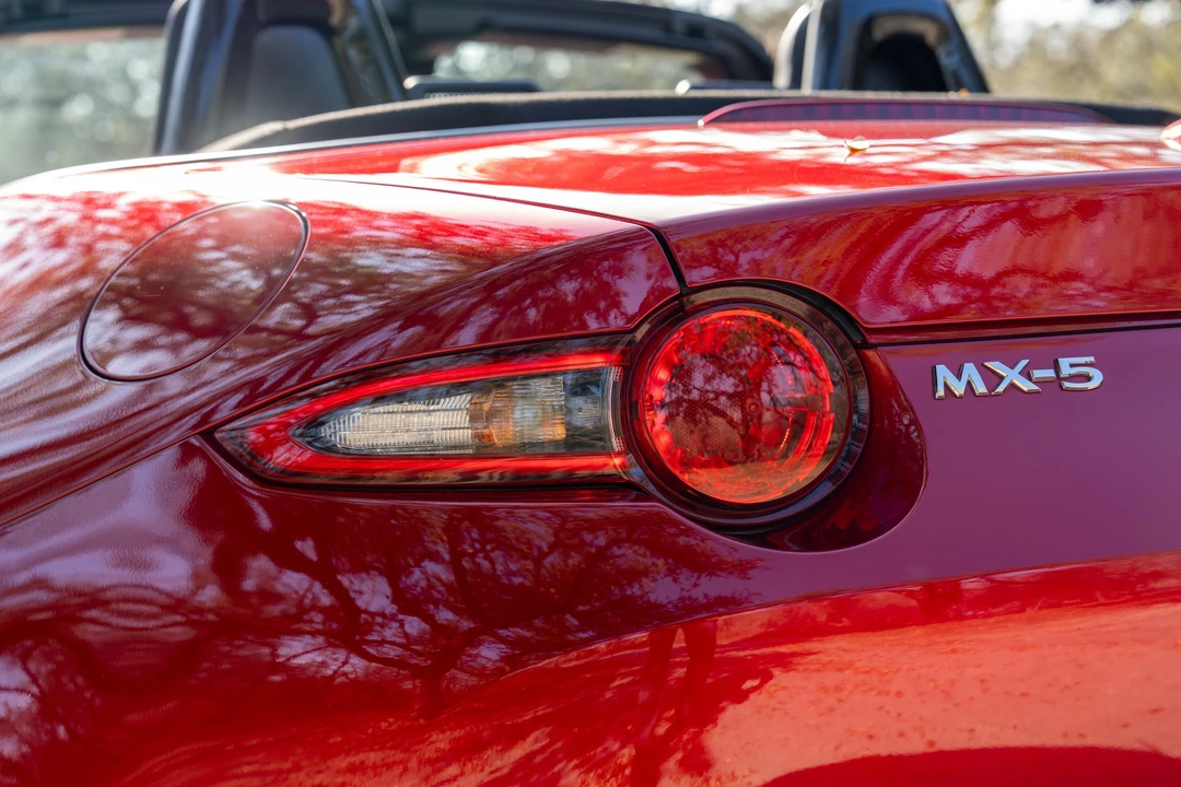 2022 Mazda ND MX-5 Miata - Image 24 of 31