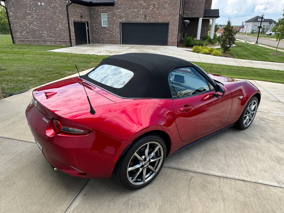 2022 Mazda ND MX-5 Miata - Image 11 of 31