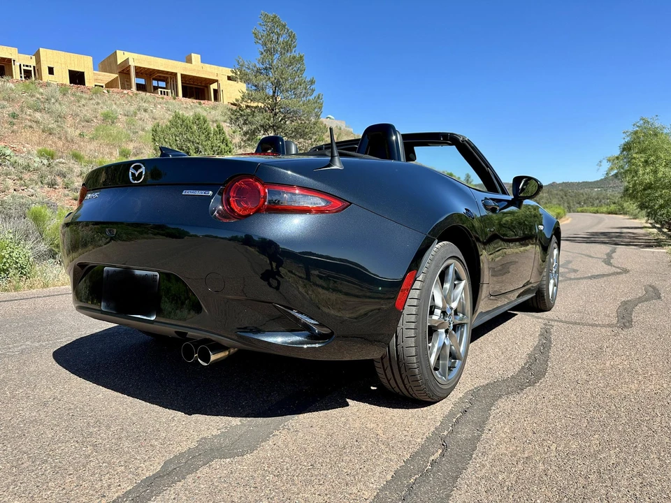 2022 Mazda ND MX-5 Miata - Image 10 of 31