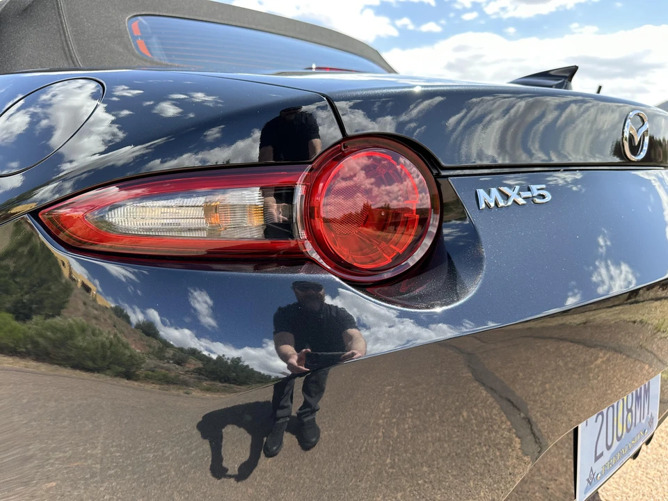 2022 Mazda ND MX-5 Miata - Image 23 of 31
