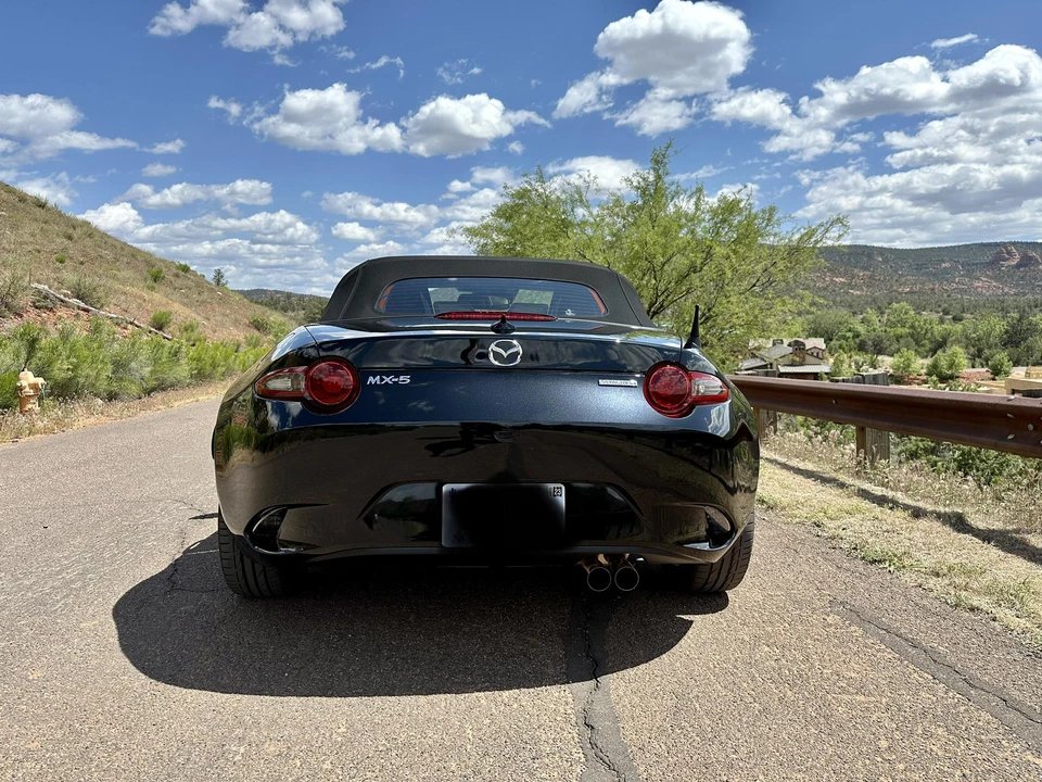 2022 Mazda ND MX-5 Miata - Image 17 of 31