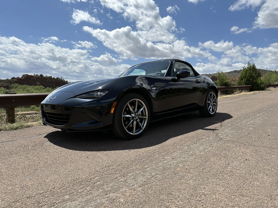 2022 Mazda ND MX-5 Miata - Image 14 of 31