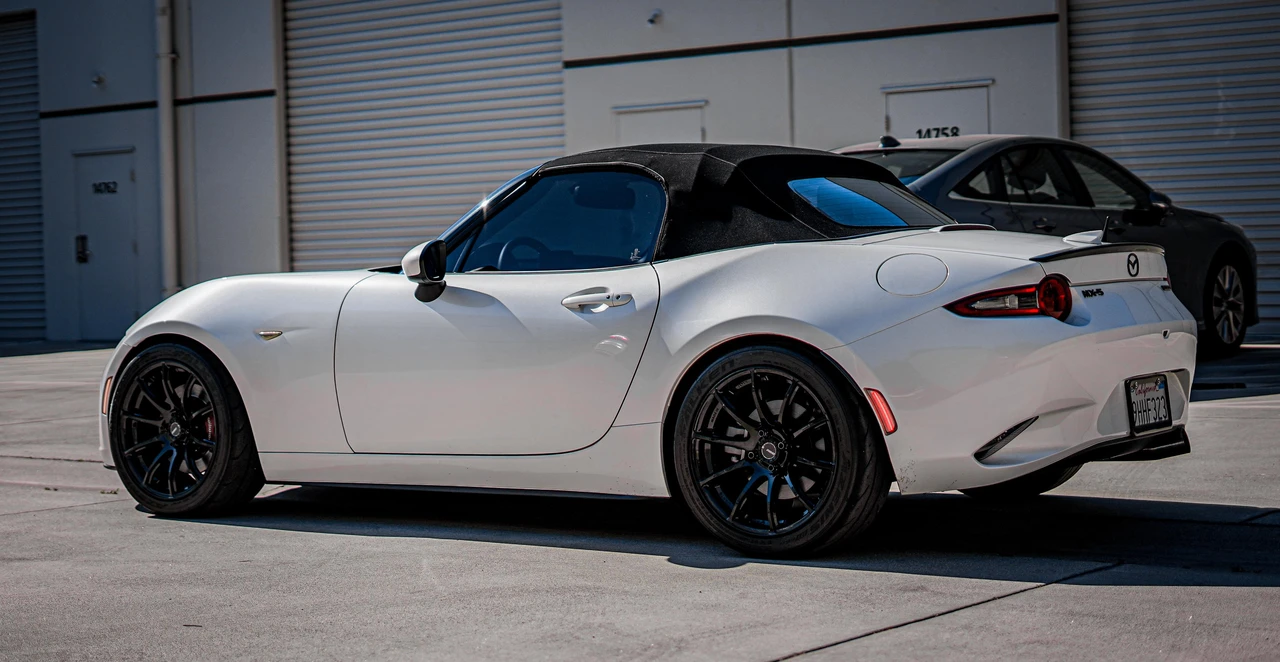 2022 Mazda ND MX-5 Miata - Image 11 of 31