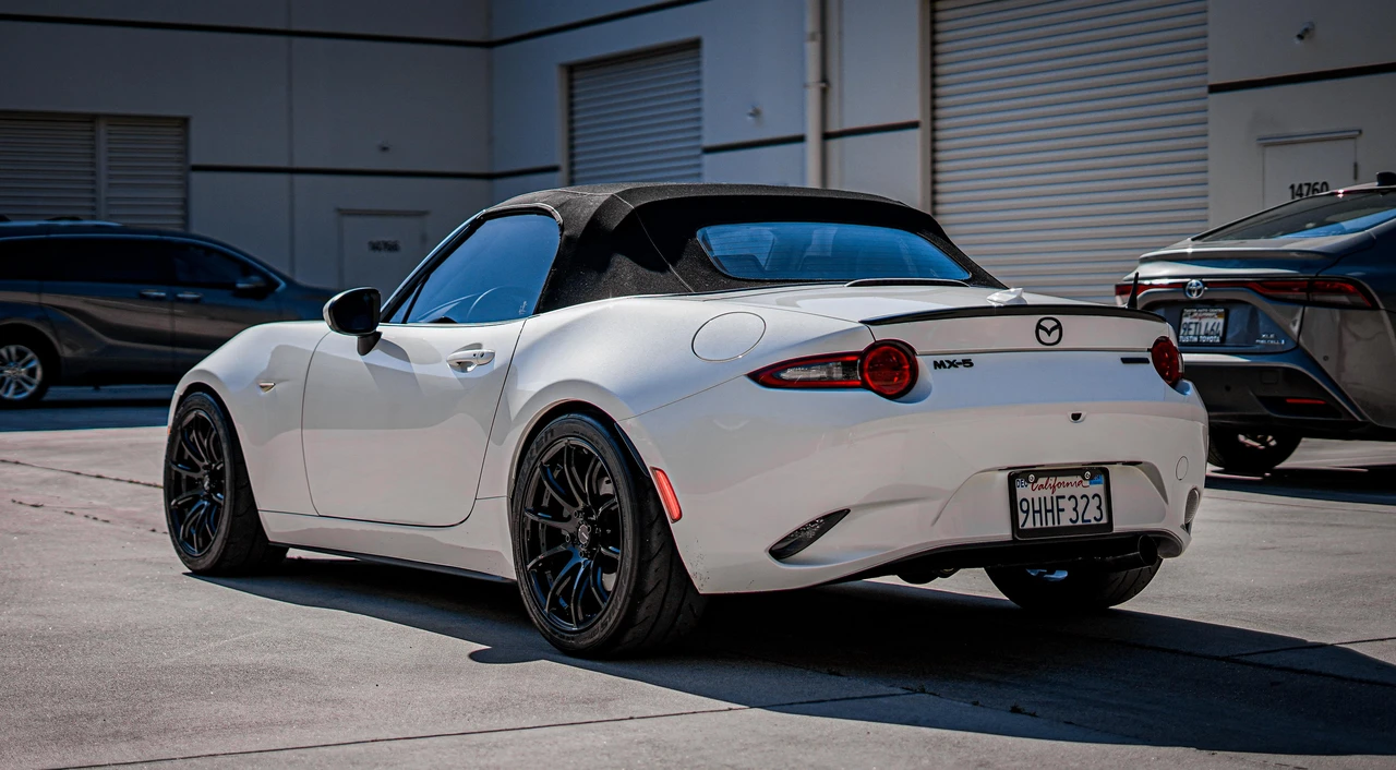 2022 Mazda ND MX-5 Miata - Image 12 of 31