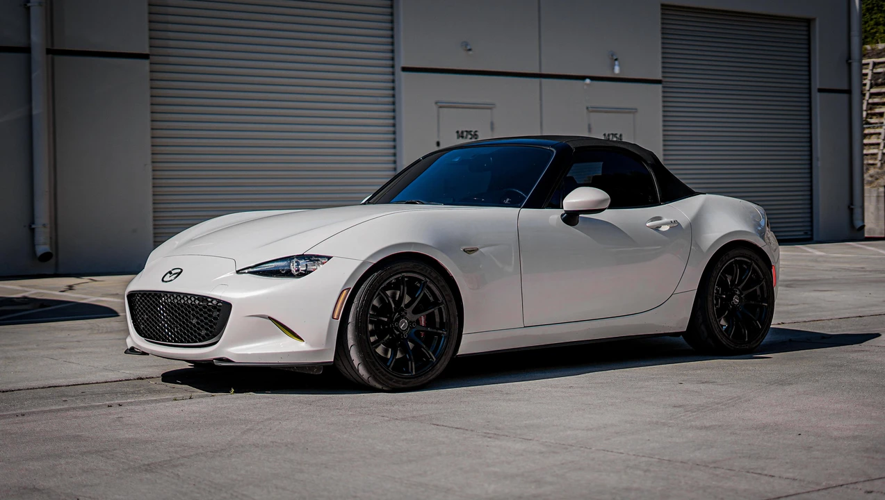 2022 Mazda ND MX-5 Miata - Image 9 of 31