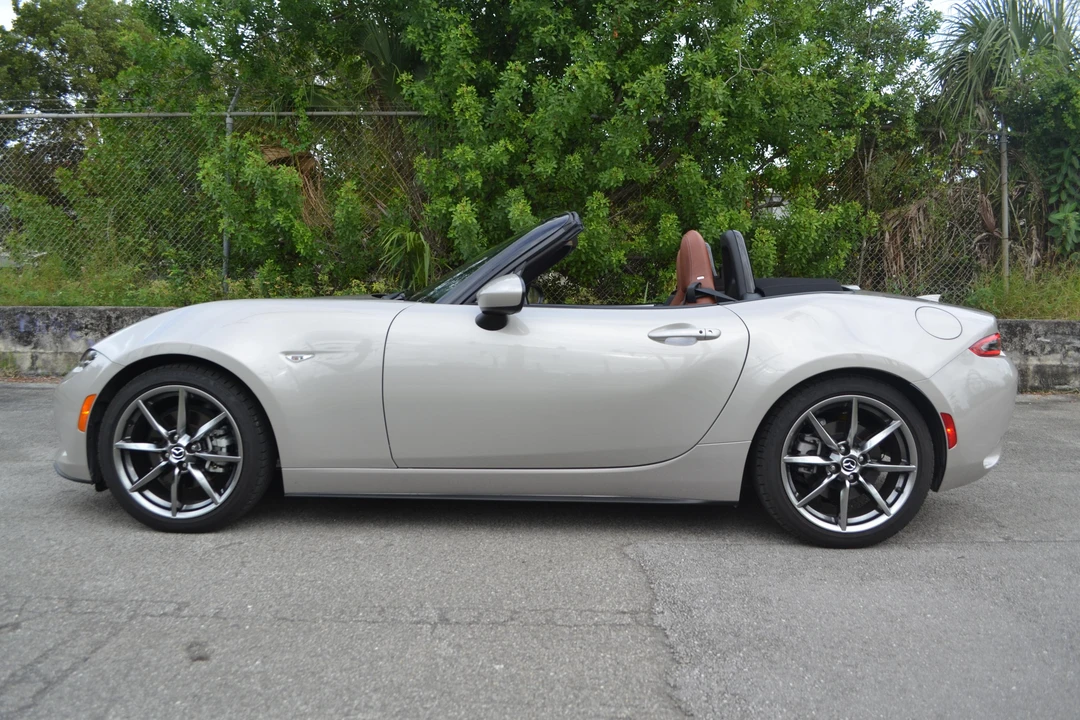 2022 Mazda ND MX-5 Miata - Image 12 of 31