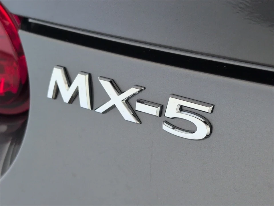 2022 Mazda ND MX-5 Miata - Image 9 of 12